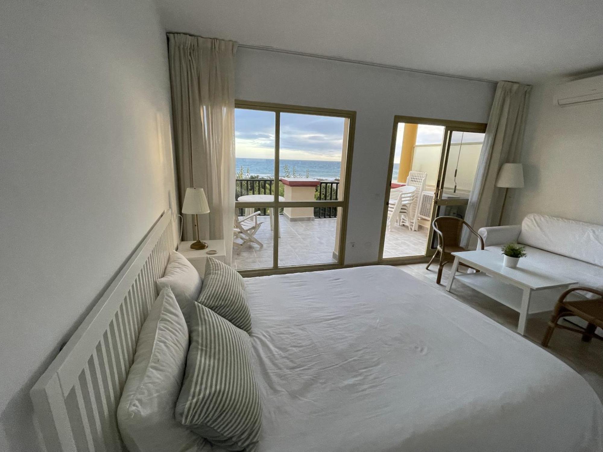 Estudio Con Insuperables Vistas Al Mar: Aparcamiento マルベーリャ エクステリア 写真
