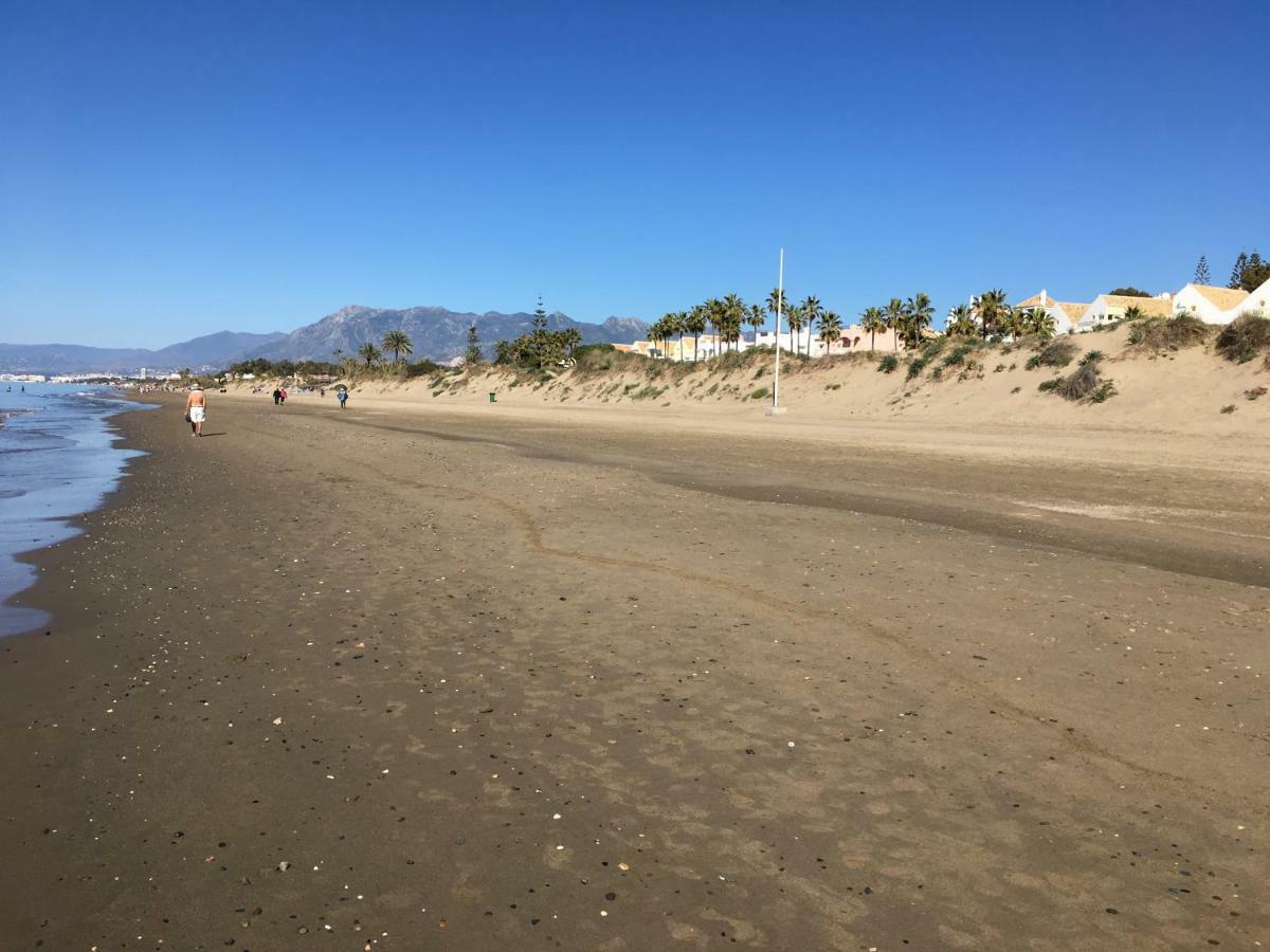Estudio Con Insuperables Vistas Al Mar: Aparcamiento マルベーリャ エクステリア 写真